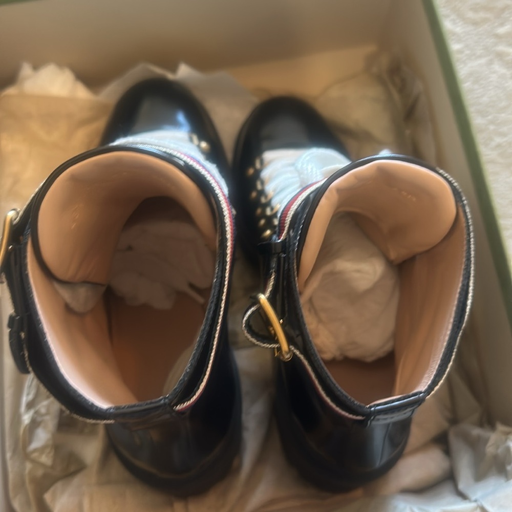 Gucci Sylvie NWT Size 42 Women's Black Leather Ankle Boots - Picture 4 of 7